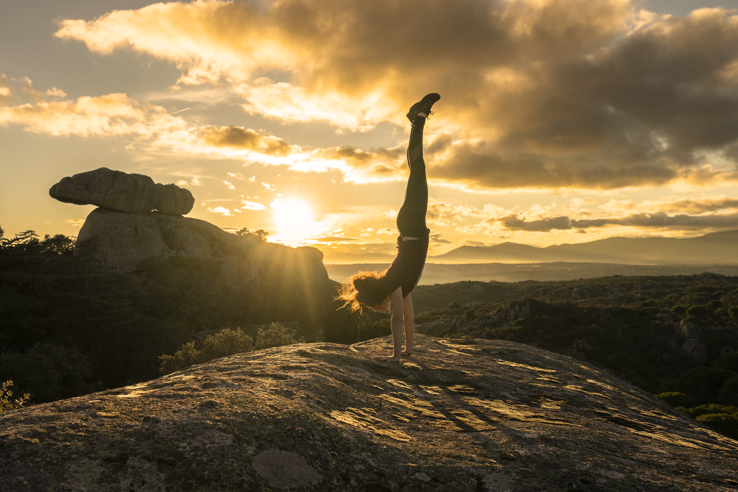 YogaLaura Yoga
Laura